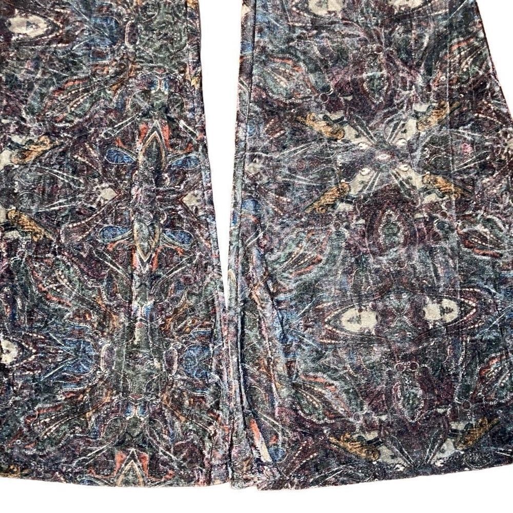 Earthbound Trading Co Size Medium High Waisted Velvet Bohemian Flare Leg Pants - Picture 4 of 5